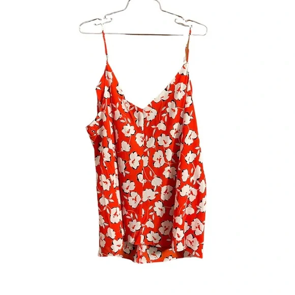 ❤️Host Pick🌟Karl Lagerfeld Red Floral Tank Top - Picture 7 of 7